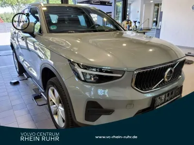 Gebraucht Volvo XC40 Core 197 PS (144 kW) 2024 Grau SUV