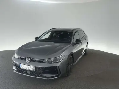 Gebraucht VW Passat R-line 193 PS (141 kW) 2024 Othercolor Kombi