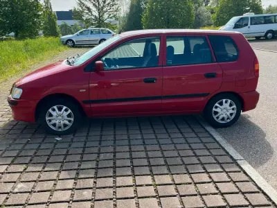 Gebraucht Mitsubishi Space Star 83 PS (61 kW) 1999 Rot Van / Kleinbus