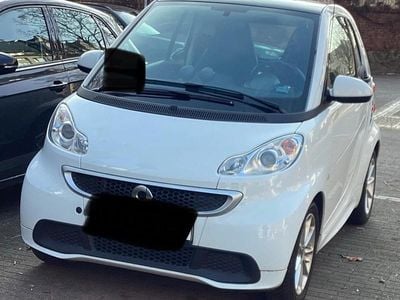 Weiß Gebraucht 2014 Smart ForTwo Coupé Coupé | 7.500 €