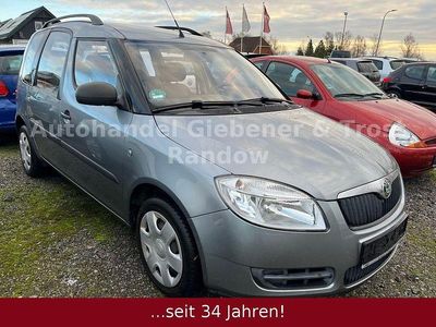 Grau Gebraucht 2010 Skoda Roomster Plus Edition Van / Kleinbus | 4.990 € (Teuer)
