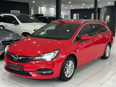 Gebraucht Opel Astra Elegance 131 PS (96 kW) 2020 Rot Kombi