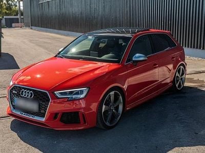 Gebraucht Audi RS3 Sportback 467 PS (343 kW) 2017 Rot Kleinwagen