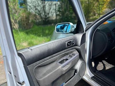 Second-hand VW Golf III 101 CP (74 kW) 1998 Argintiu Berlinǎ