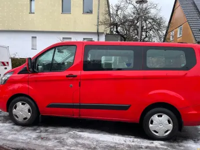 Gebraucht Ford Transit Custom 105 PS (77 kW) 2020 Rot Van / Kleinbus