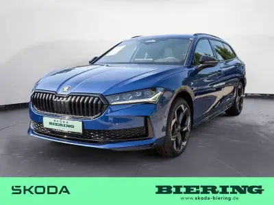 Neu Skoda Superb SportLine 193 PS (141 kW) 2026 Blau Kombi