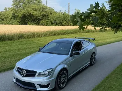 Gebraucht Mercedes C63 AMG AMG 487 PS (358 kW) 2012 Silber Coupé
