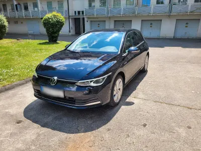 Gebraucht VW Golf VII Style 150 PS (110 kW) 2020 Schwarz Limousine