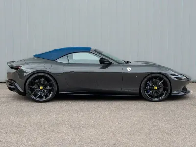 Nouă Ferrari Roma 620 CP (456 kW) 2025 Gri Cabrio