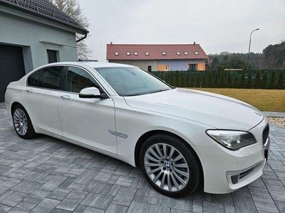 BMW 740