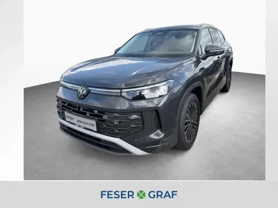 Neu VW Tayron Elegance 150 PS (110 kW) 2026 Uranograu SUV