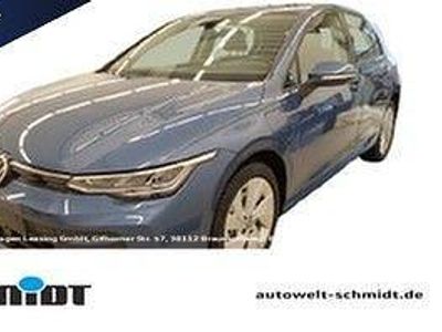 Usata VW Golf VIII Life 150 CV (110 kW) 2025 Blu Berlina