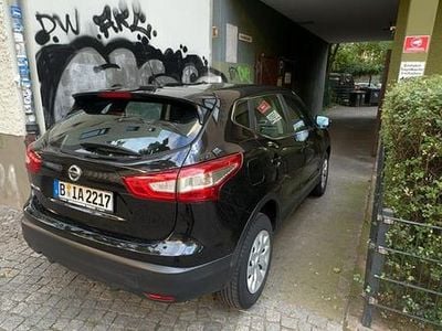 Usata Nissan Qashqai 115 CV (84 kW) 2016 Nero SUV