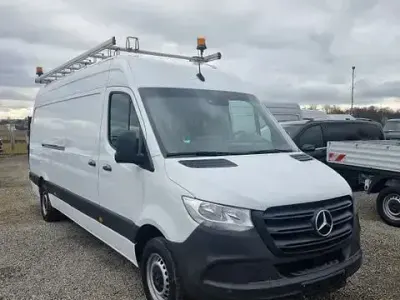 Gebraucht Mercedes Sprinter 163 PS (119 kW) 2021 Weiss Van