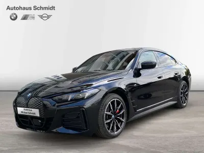 Gebraucht BMW i4 M Sport 294 kW (401 PS) 2025 Black sapphire Limousine