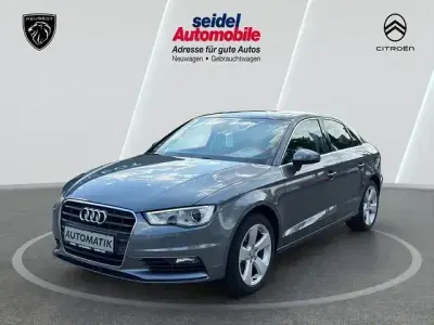 Gebraucht Audi A3 Ambition 140 PS (102 kW) 2014 Grau Limousine