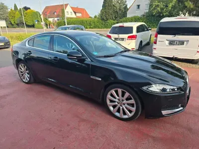 Gebraucht Jaguar XF S 275 PS (202 kW) 2012 Schwarz Limousine