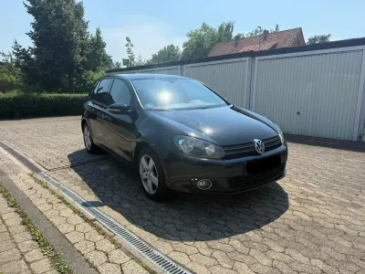 Gebraucht VW Golf VI Team 122 PS (89 kW) 2010 Kleinwagen