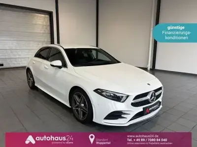 Gebraucht Mercedes A200 AMG line 163 PS (119 kW) 2022 Weiß Limousine