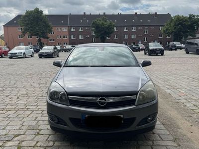 Opel Astra GTC