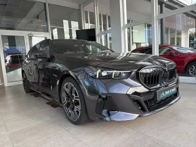 Gebraucht BMW 540 Sport Line 303 PS (222 kW) 2025 Sophistograu brillanteffekt Kombi