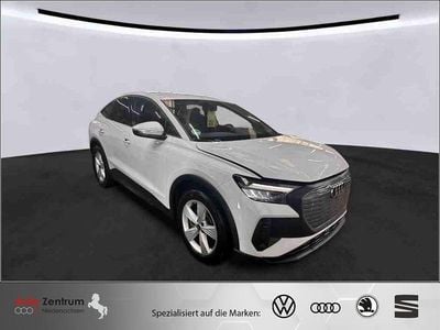 Gebraucht Audi Q4 Sportback e-tron Basis 150 kW (204 PS) 2023 Glacier white metallic SUV