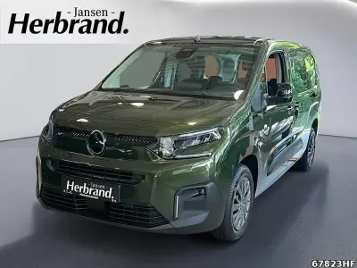 Neu Citroën e-Berlingo 131 PS (96 kW) 2026 Grün Van / Kleinbus