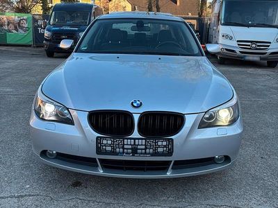 Second-hand BMW 523 177 CP (130 kW) 2007 Argintiu Berlinǎ
