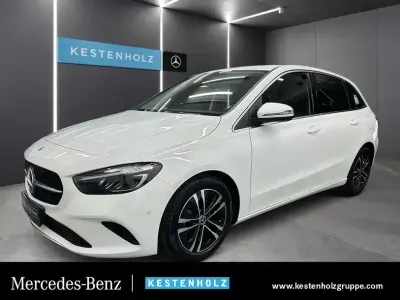 Używany Mercedes B200 163 KM (119 kW) 2025 Biały Minivan