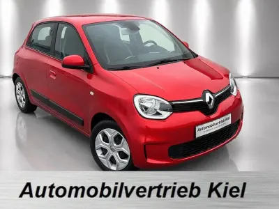 Używany Renault Twingo LIMITED 65 KM (47 kW) 2021 Czerwony Hatchback