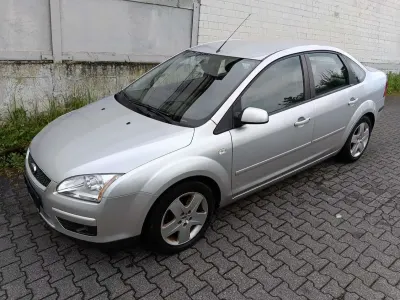 Używany Ford Focus Style 145 KM (106 kW) 2007 Sedan/Limuzyna
