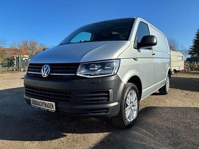 Gebraucht VW Transporter 150 PS (110 kW) 2019 Silber Van