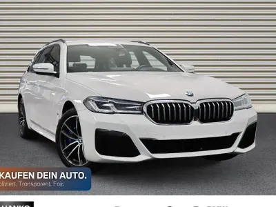 Gebraucht BMW 540 Shadowline 340 PS (250 kW) 2023 Weiß Kombi