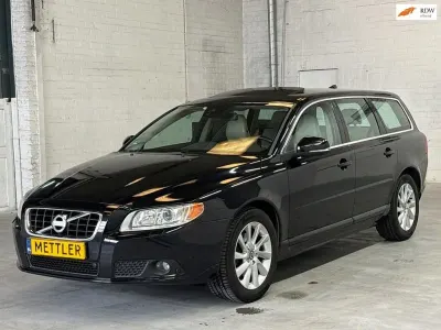 Gebraucht Volvo V70 179 PS (131 kW) 2012 Schwarz Kombi