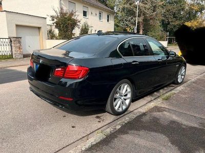 Gebraucht BMW 530 Luxury Line 245 PS (180 kW) 2012 Schwarz Limousine