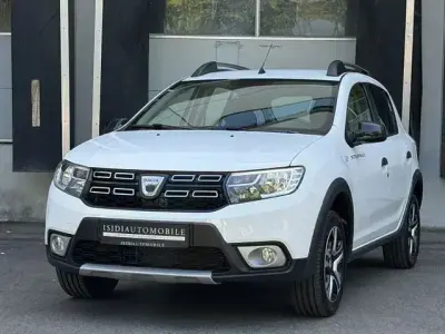Gebraucht Dacia Sandero Celebration 101 PS (74 kW) 2020 Weiß Limousine
