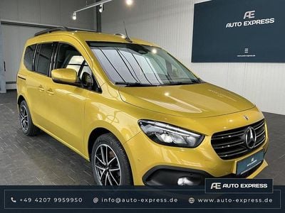 Gebraucht Mercedes T180 Edition 116 PS (85 kW) 2023 Gelb Van / Kleinbus