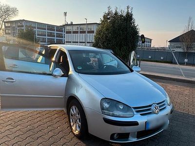 Gebraucht VW Golf IV 102 PS (75 kW) 2006 Silber Limousine