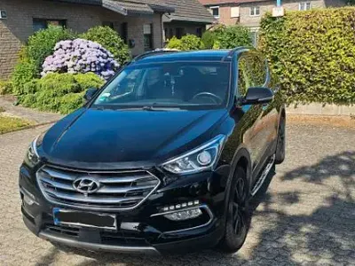 Gebraucht Hyundai Santa Fe Premium 200 PS (147 kW) 2016 Schwarz SUV
