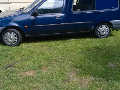 Gebraucht Ford Courier 1998 Van / Kleinbus