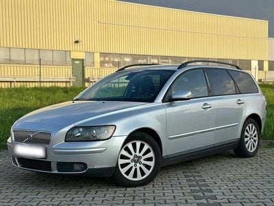 Second-hand Volvo V50 140 CP (102 kW) 2004 Argintiu Break
