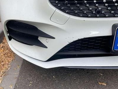 Gebraucht Mercedes A200 AMG line 163 PS (119 kW) 2022 Weiß Limousine