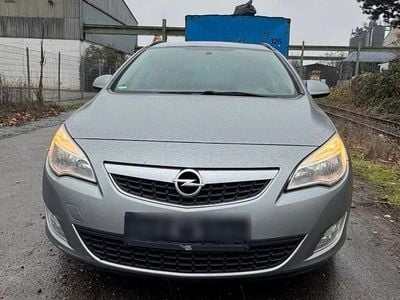 Grau Gebraucht 2011 Opel Astra Kombi | 1.300 € (Guter Preis)