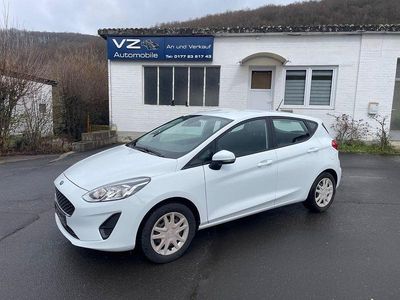 Second-hand Ford Fiesta Cool & Connect 71 CP (52 kW) 2019 Alb Hatchback