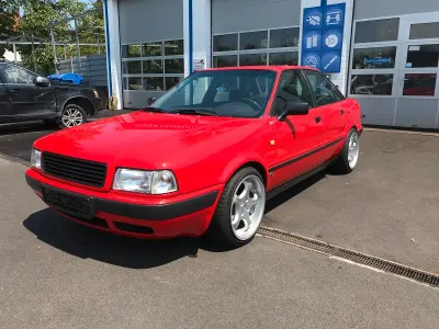 Gebraucht Audi 80 90 PS (66 kW) 1993 Rot Limousine