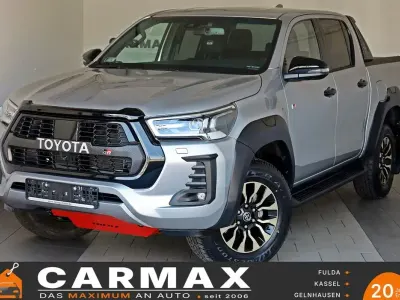 Gebraucht Toyota HiLux Sport 204 PS (150 kW) 2024 Silber (metallic) Pickup