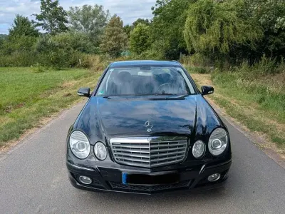 Gebraucht Mercedes E280 Elegance 231 PS (169 kW) 2008 Schwarz Limousine