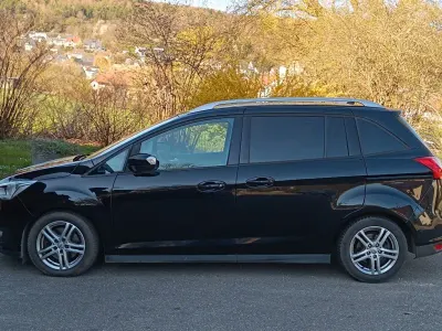 Gebraucht Ford C-MAX Trend 150 PS (110 kW) 2017 Schwarz Van / Kleinbus
