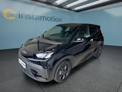 Nouă BYD Dolphin Surf Comfort 114 kW (156 CP) 2026 Negru Hatchback