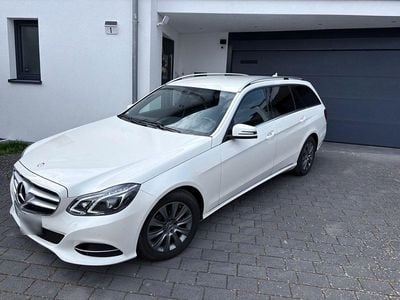 Gebraucht Mercedes E220 Edition 170 PS (125 kW) 2016 Weiß Kombi